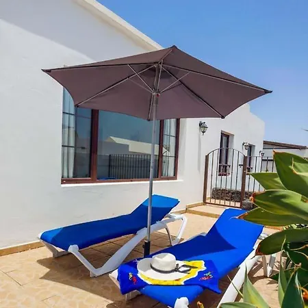 Puerto Del Carmen Sleeps 6 Pool Wifi * Puerto del Carmen (Lanzarote)